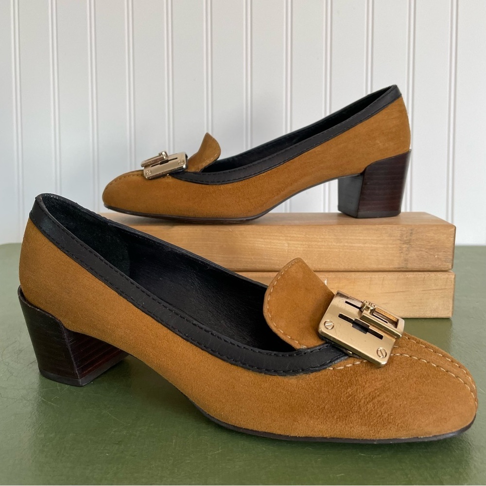Tory Burch HOWIE Low Heels w Metal Monogram in Cognac Suede and Leather Trim - Picture 9 of 10